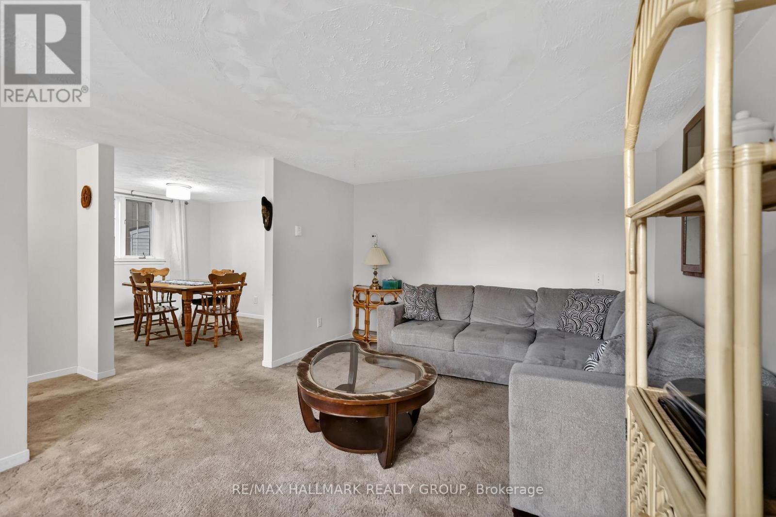 30 Findlay Street, Mcnab/braeside, Ontario  K0A 1G0 - Photo 4 - X13104602