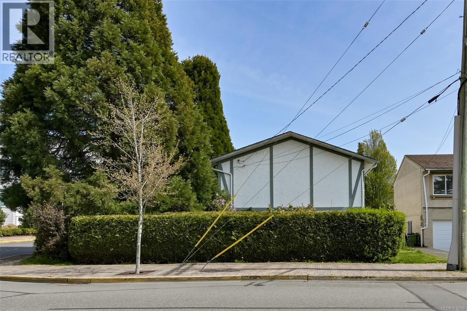 2535 Bevan Ave, Sidney, British Columbia  V8L 1W5 - Photo 12 - 1036230