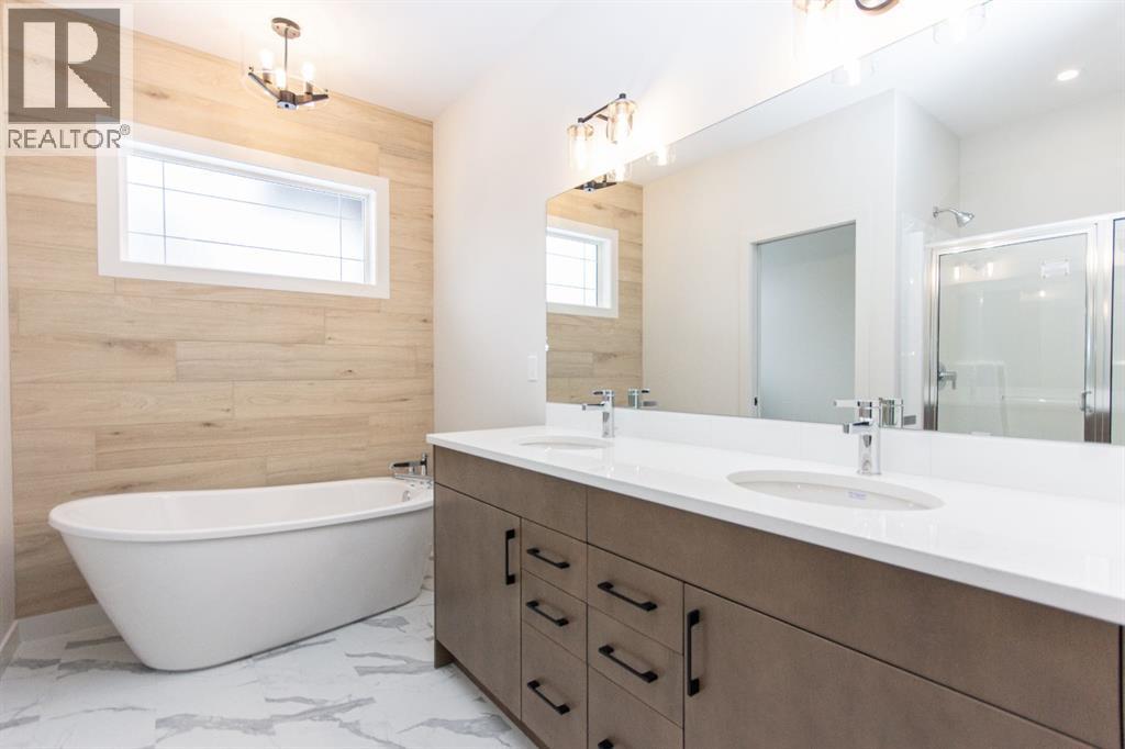 37 Terra Close, Red Deer, Alberta  T4P 0T7 - Photo 18 - A2309568