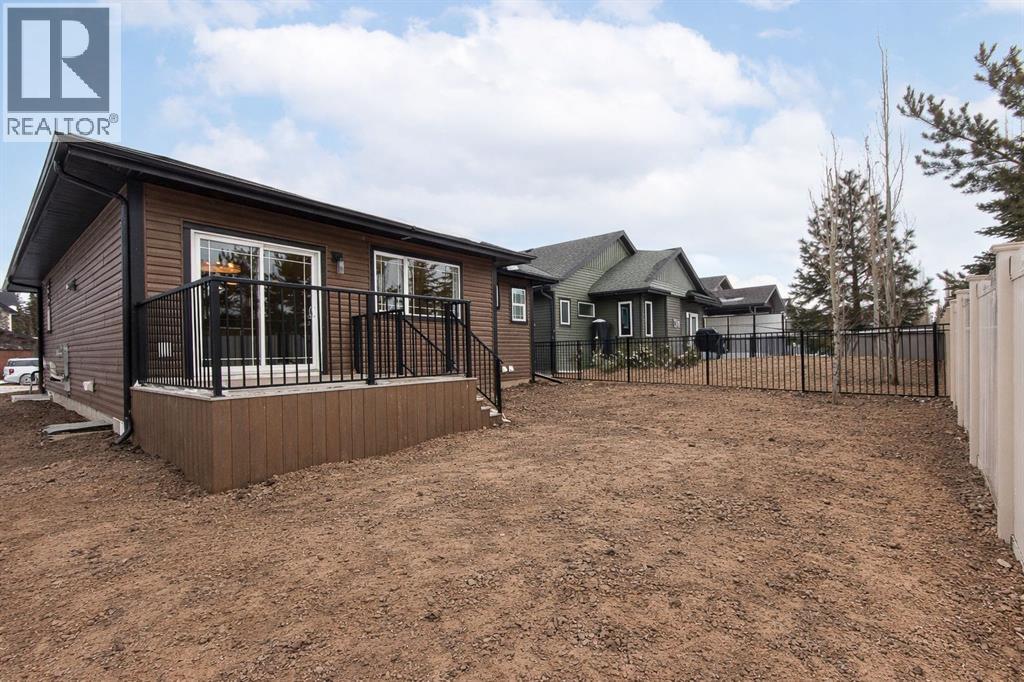 37 Terra Close, Red Deer, Alberta  T4P 0T7 - Photo 36 - A2309568