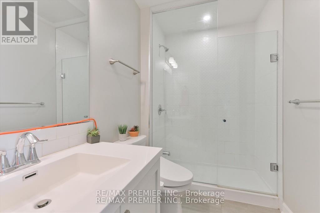 421 - 102 Grovewood Common, Oakville, Ontario  L6H 0X2 - Photo 9 - W13099794
