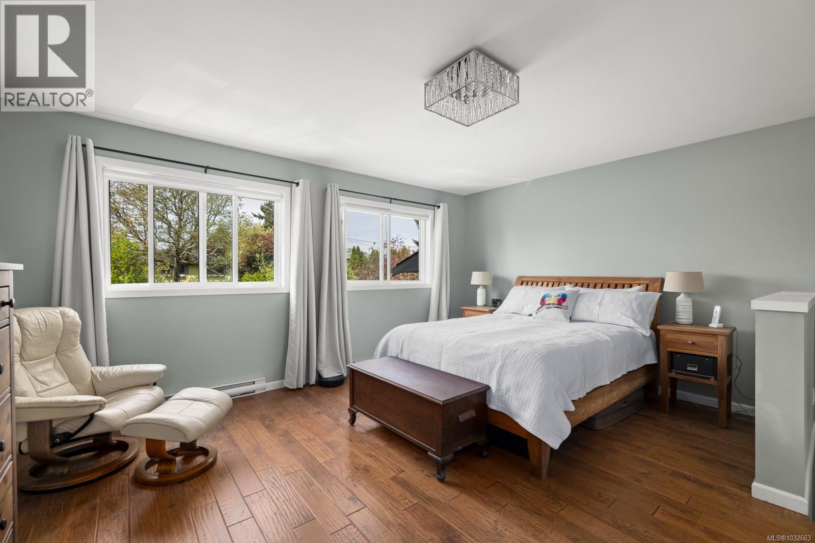 1897 San Pedro Ave, Saanich, British Columbia  V8N 2G7 - Photo 17 - 1032663