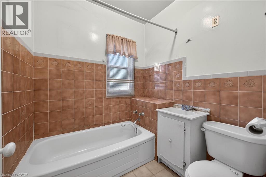 35 Garfield Avenue N, Hamilton, Ontario  L8M 2R5 - Photo 31 - 40828333