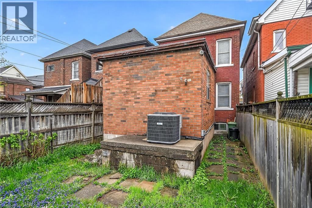 35 Garfield Avenue N, Hamilton, Ontario  L8M 2R5 - Photo 47 - 40828333