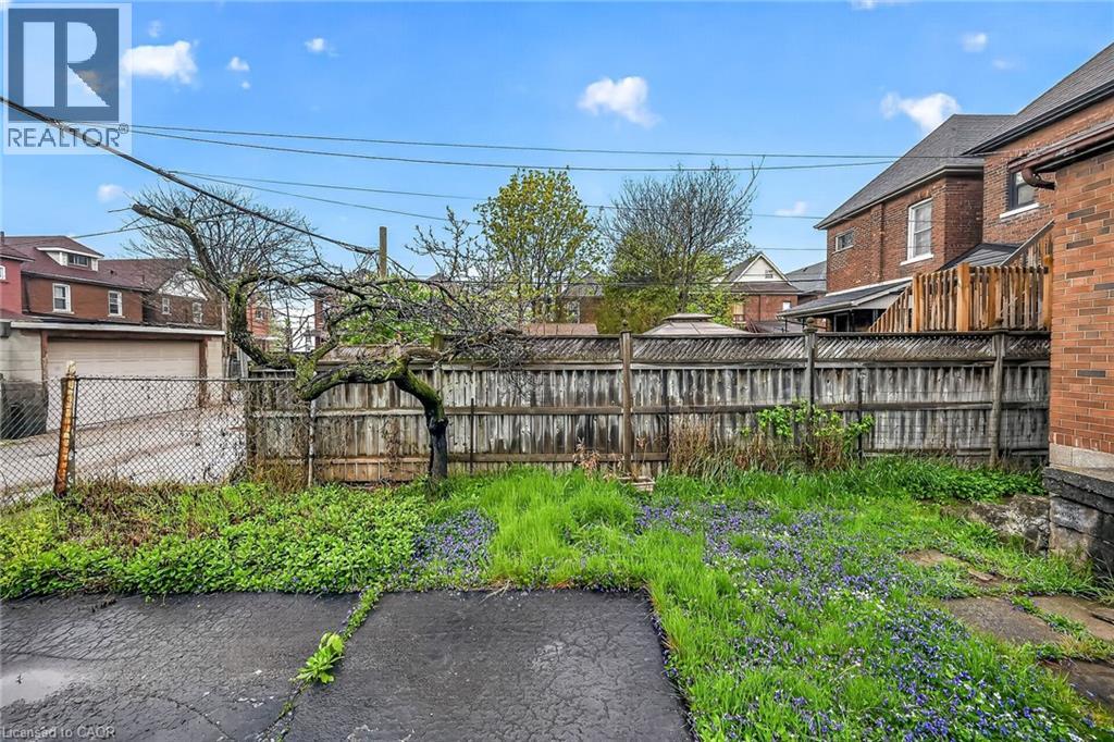 35 Garfield Avenue N, Hamilton, Ontario  L8M 2R5 - Photo 48 - 40828333