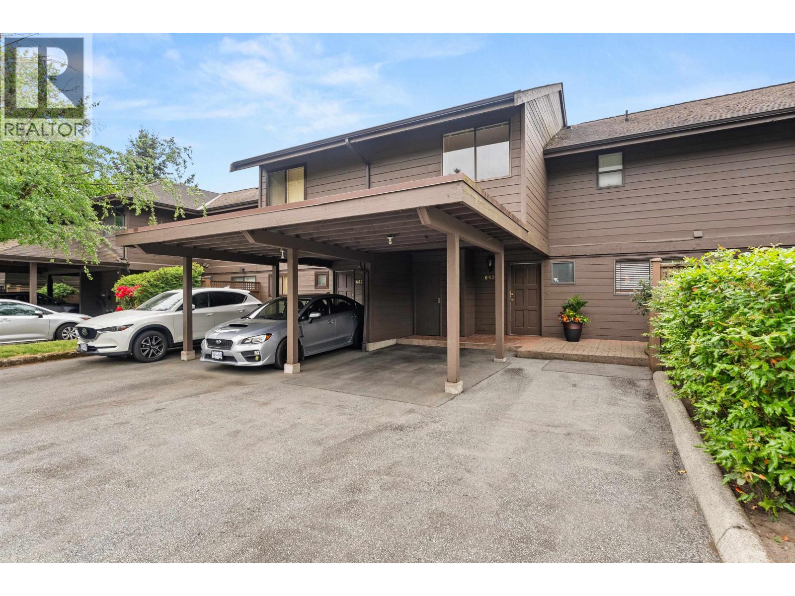 6523 Pimlico Way, Richmond, British Columbia  V6Y 2Y1 - Photo 3 - R3121387