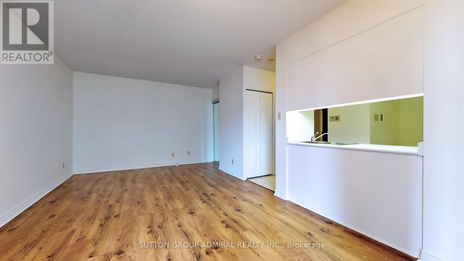 2507 - 736 Bay Street, Toronto, Ontario  M5G 1N6 - Photo 9 - C13104564