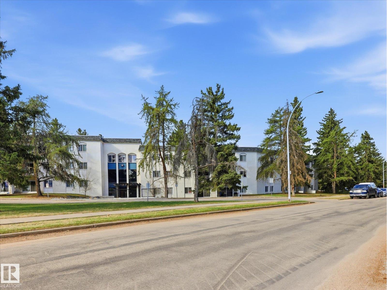 #108 5730 Riverbend Rd Nw, Edmonton, Alberta  T6H 4T4 - Photo 4 - E4486667