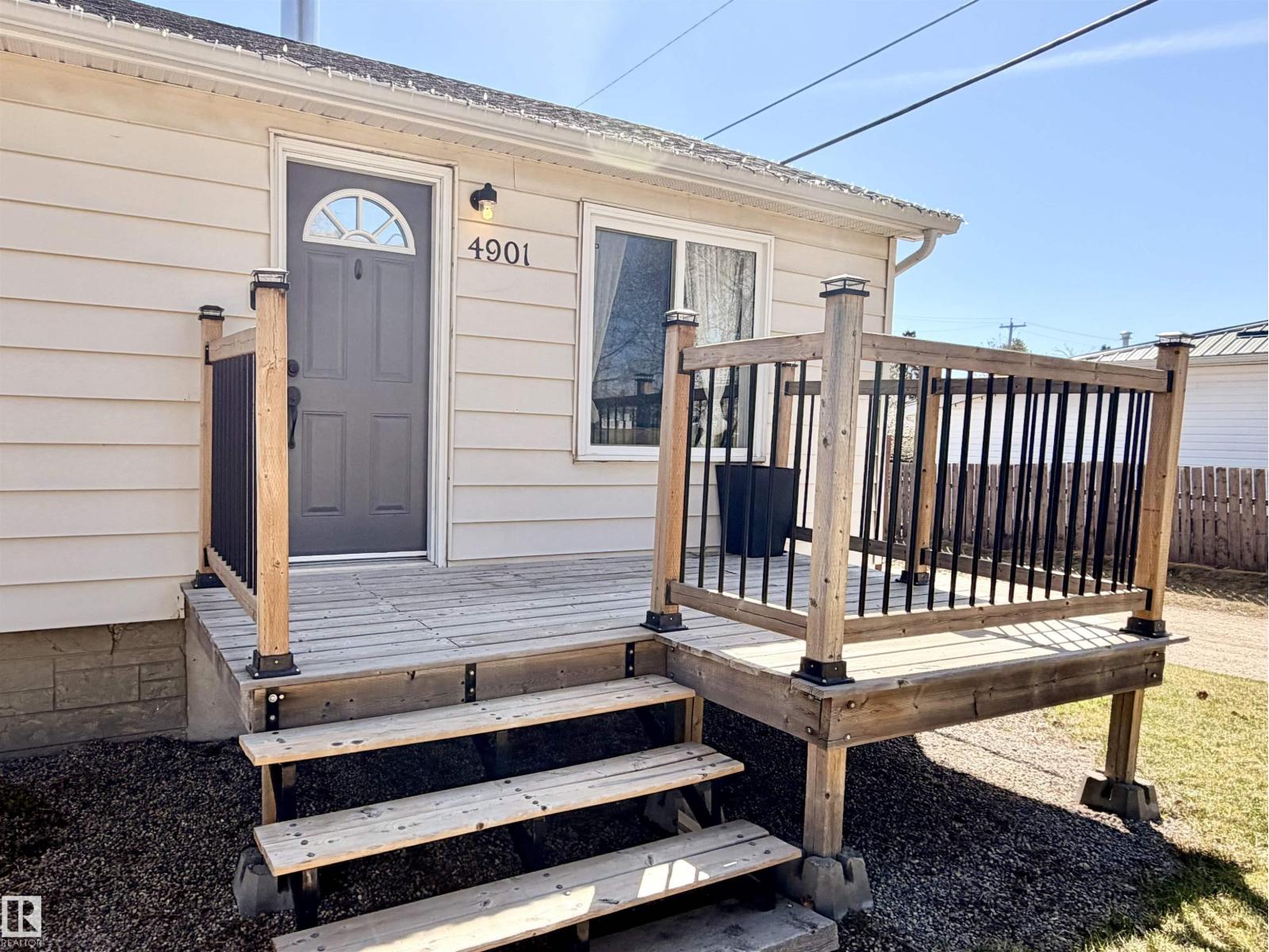 4901 44 St, Drayton Valley, Alberta  T7A 1H3 - Photo 3 - E4486668