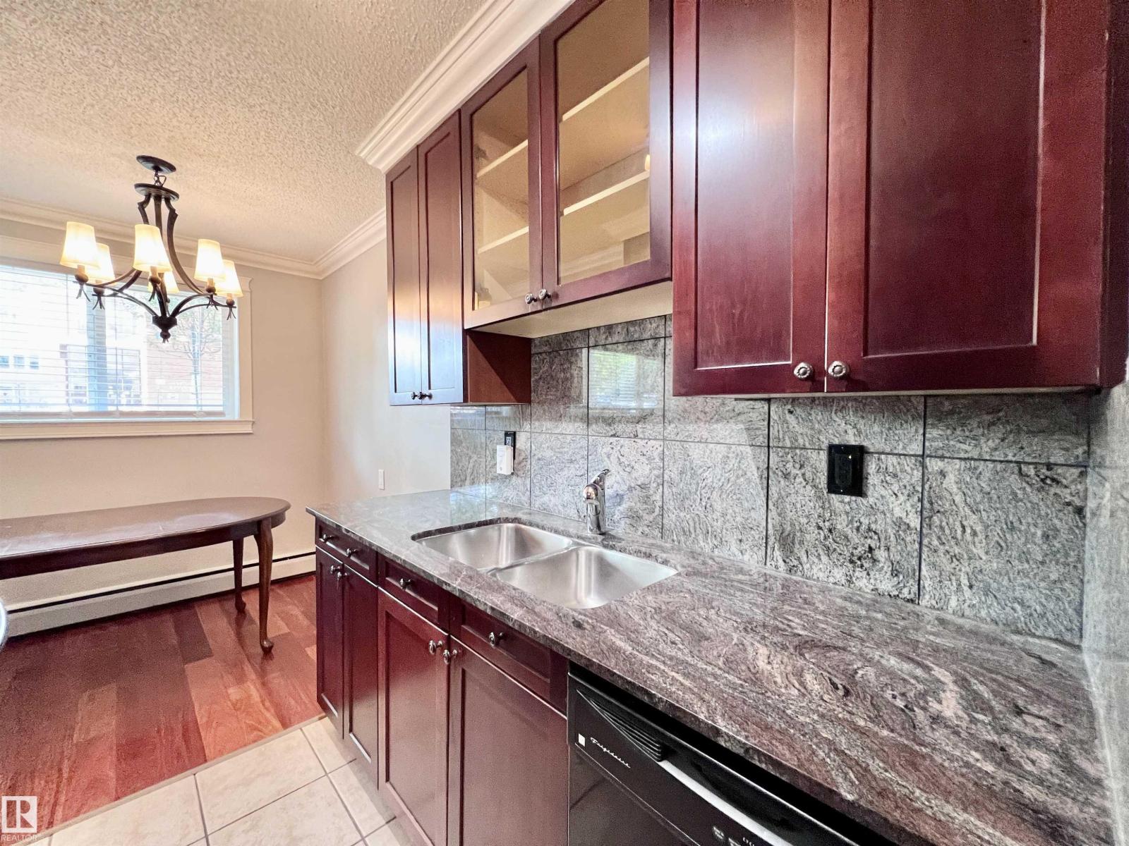 #103 10225 117 St Nw, Edmonton, Alberta  T5K 1X7 - Photo 10 - E4486669