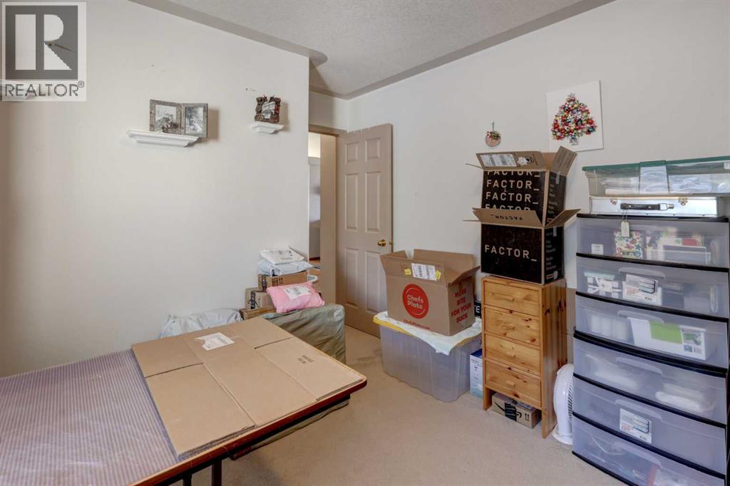 301 9 Street, Beiseker, Alberta  T0M 0G0 - Photo 15 - A2309561