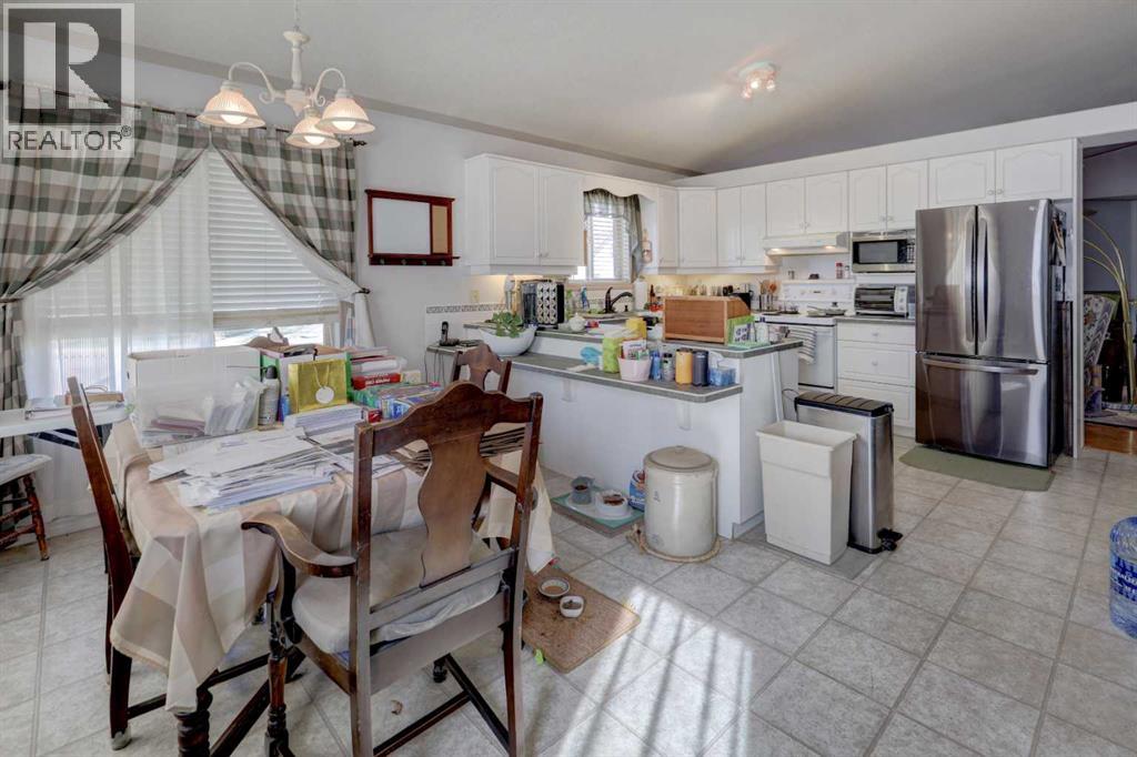 301 9 Street, Beiseker, Alberta  T0M 0G0 - Photo 10 - A2309561