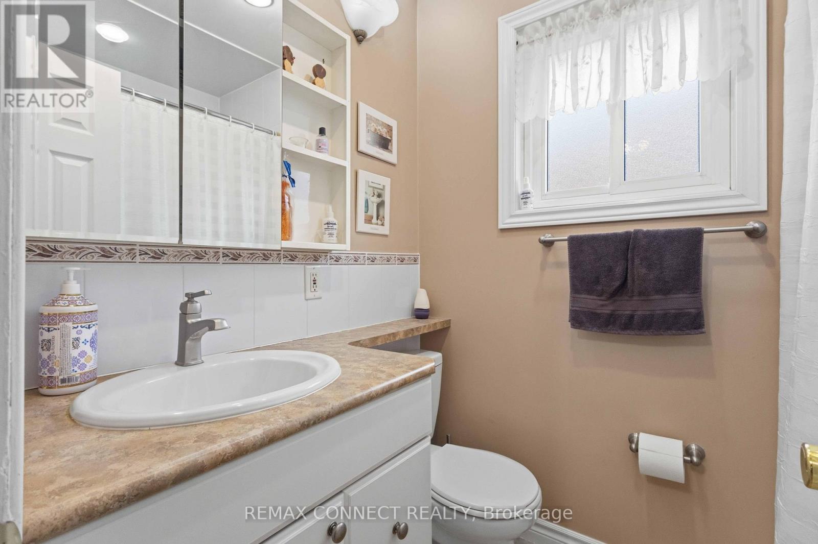 1805 Woodview Avenue, Pickering, Ontario  L1V 1L3 - Photo 21 - E13104472
