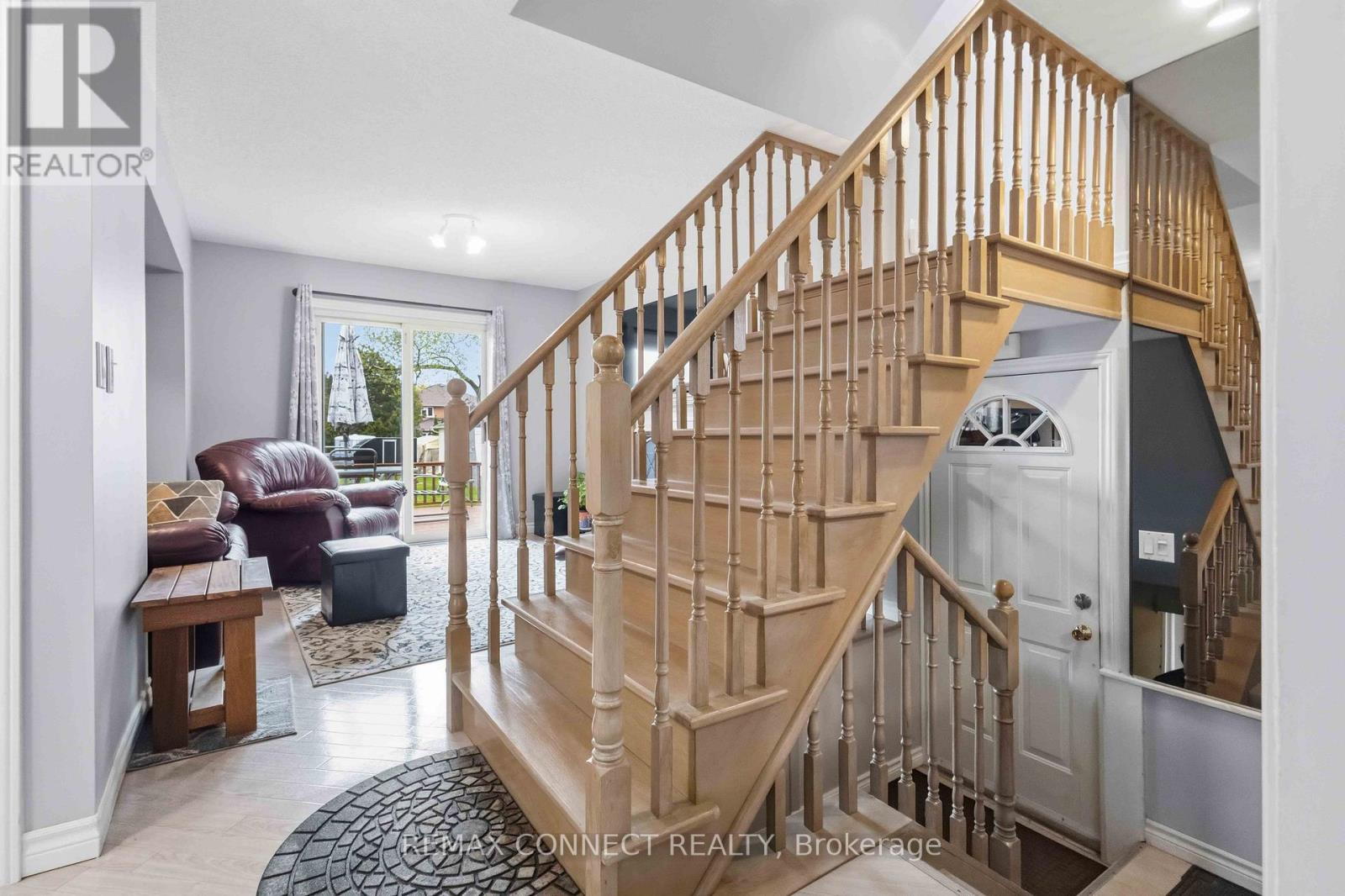 1805 Woodview Avenue, Pickering, Ontario  L1V 1L3 - Photo 6 - E13104472