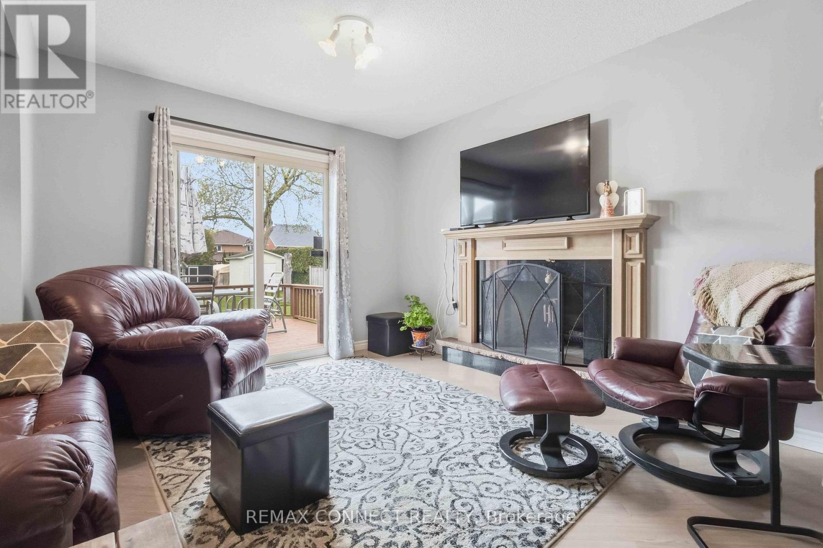 1805 Woodview Avenue, Pickering, Ontario  L1V 1L3 - Photo 7 - E13104472