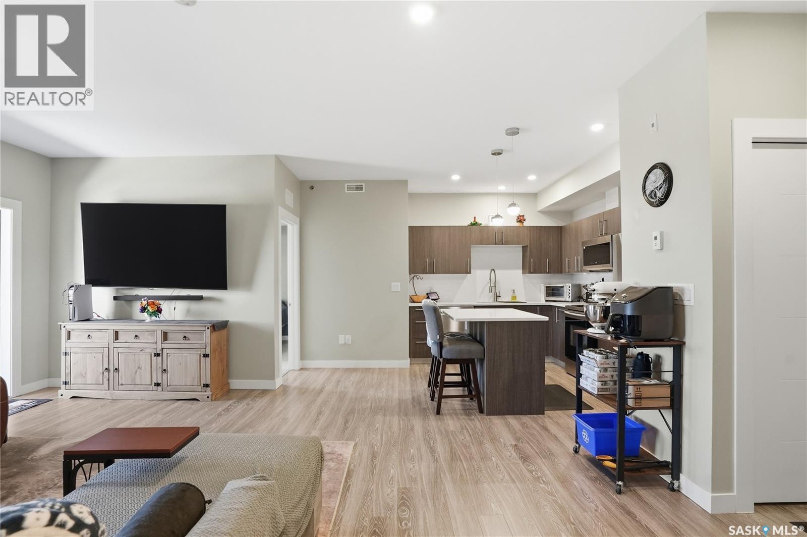 322 142 Pawlychenko Lane, Saskatoon, Saskatchewan  S7V 0N7 - Photo 4 - SK035452