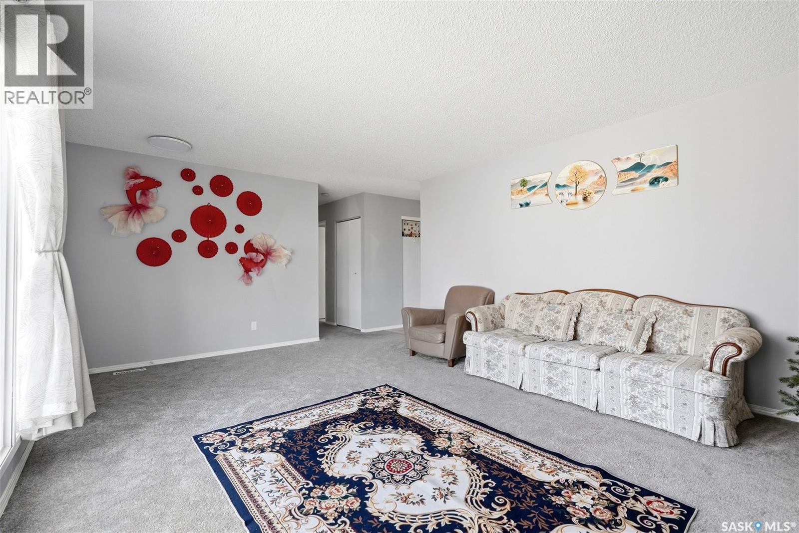 158 Trifunov Crescent, Regina, Saskatchewan  S4R 7C9 - Photo 6 - SK035441