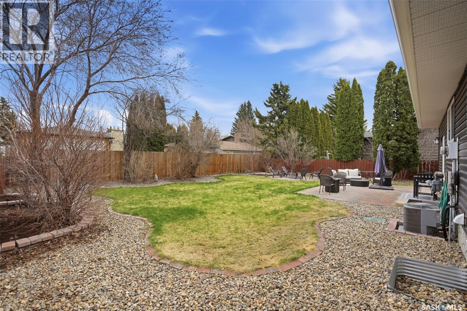 411 Auld Crescent, Saskatoon, Saskatchewan  S7H 4X2 - Photo 39 - SK035440