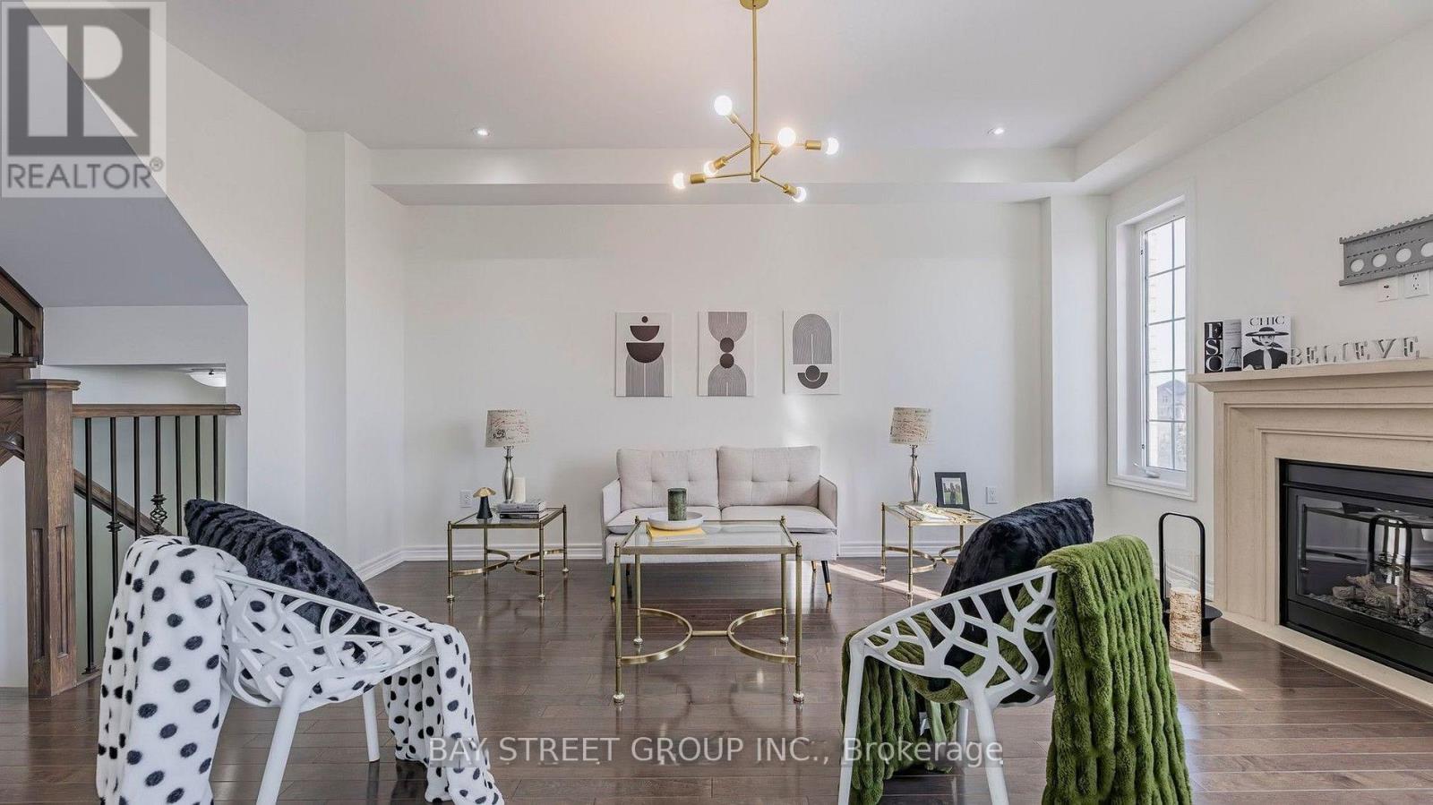 49 Hopewell Street, Vaughan, Ontario  L4H 3Y1 - Photo 4 - N13104476