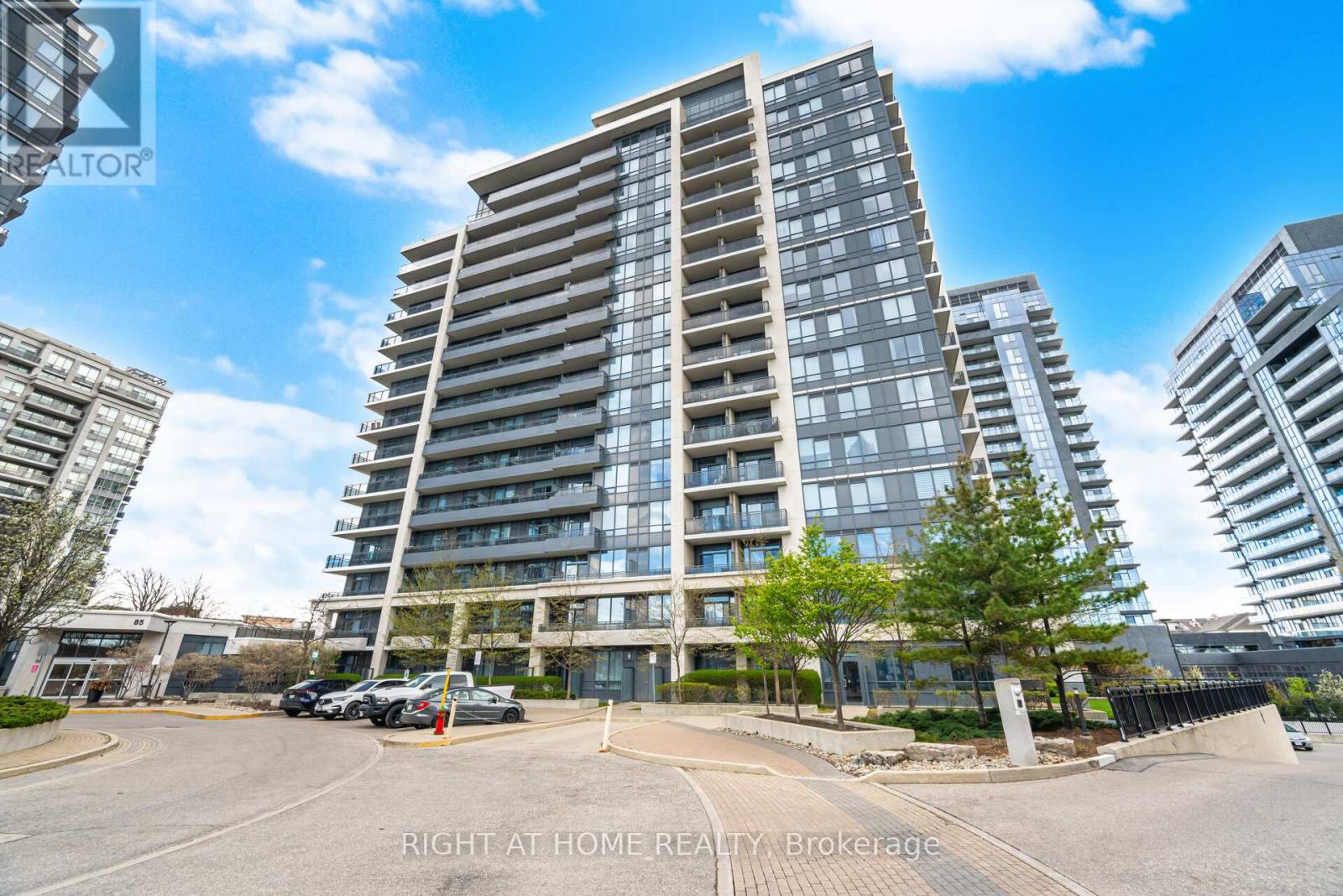 612 - 85 NORTH PARK ROAD, Vaughan, Ontario