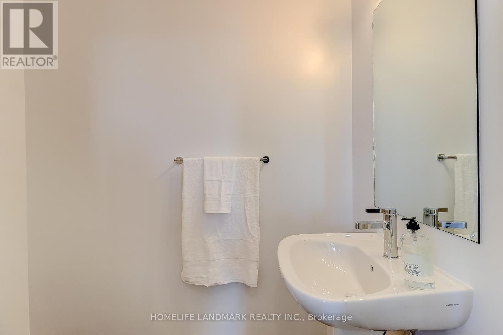 77 Jefferson Side Road, Richmond Hill, Ontario  L4E 1M1 - Photo 12 - N13104606