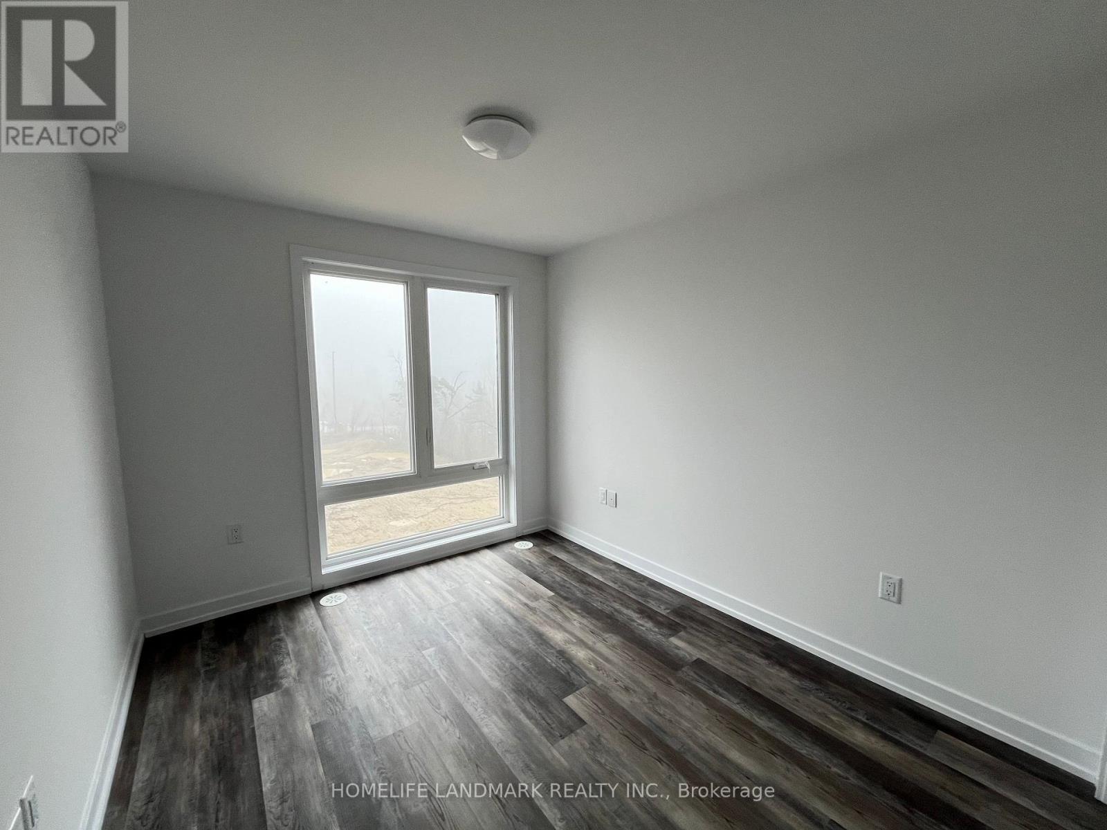 206 - 3 Bancroft Lane, Richmond Hill, Ontario  L4E 1M1 - Photo 3 - N13104638