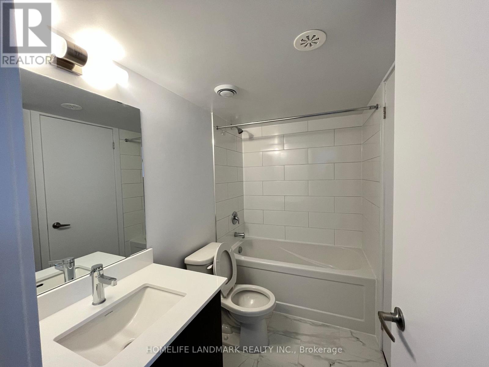 206 - 3 Bancroft Lane, Richmond Hill, Ontario  L4E 1M1 - Photo 5 - N13104638