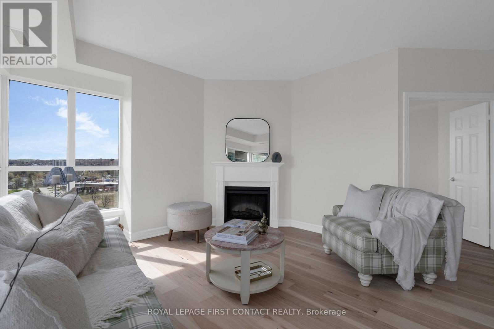 1407 - 6 Toronto Street, Barrie (City Centre), Ontario  L4N 9R2 - Photo 18 - S13104512