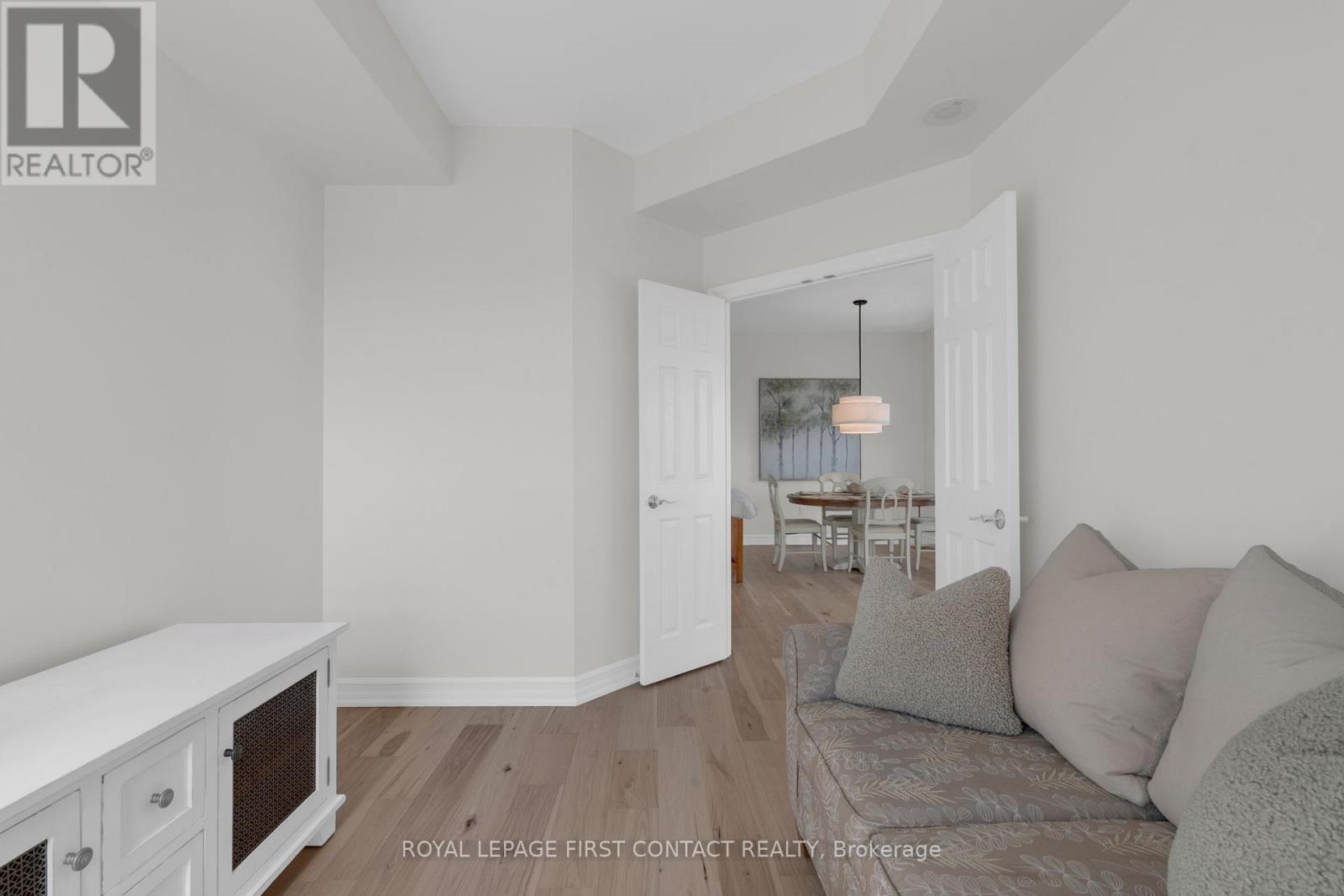 1407 - 6 Toronto Street, Barrie (City Centre), Ontario  L4N 9R2 - Photo 25 - S13104512