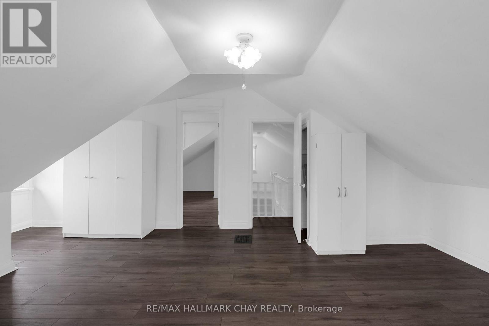 296 Barrie Road, Orillia, Ontario  L3V 2R7 - Photo 24 - S13104616