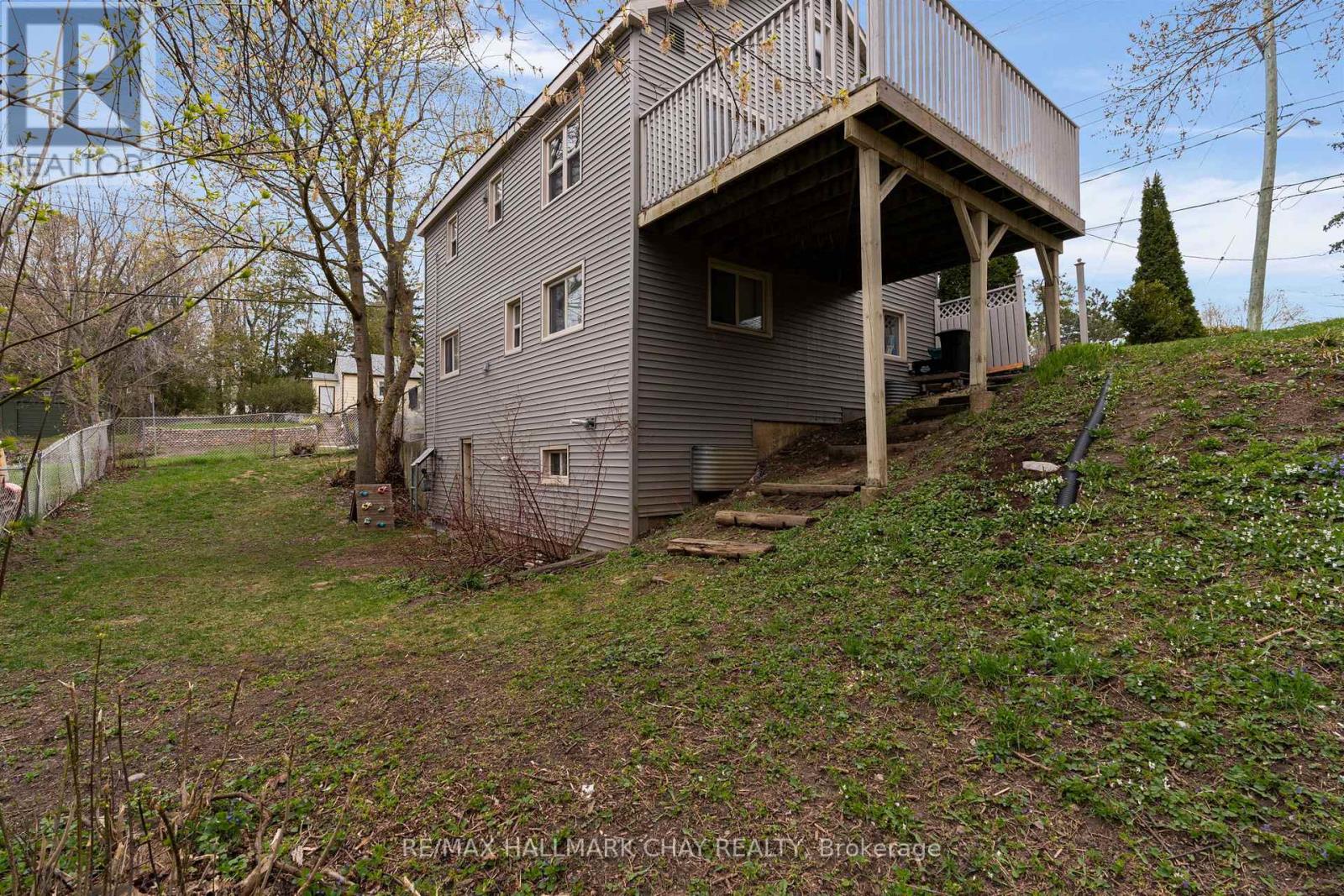 296 Barrie Road, Orillia, Ontario  L3V 2R7 - Photo 34 - S13104616