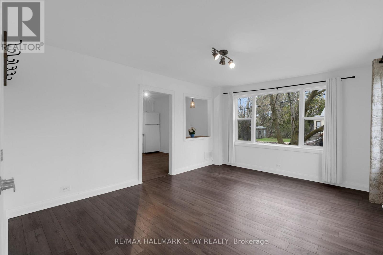 296 Barrie Road, Orillia, Ontario  L3V 2R7 - Photo 6 - S13104616