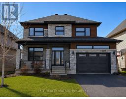 129 LYON STREET, Russell, Ontario