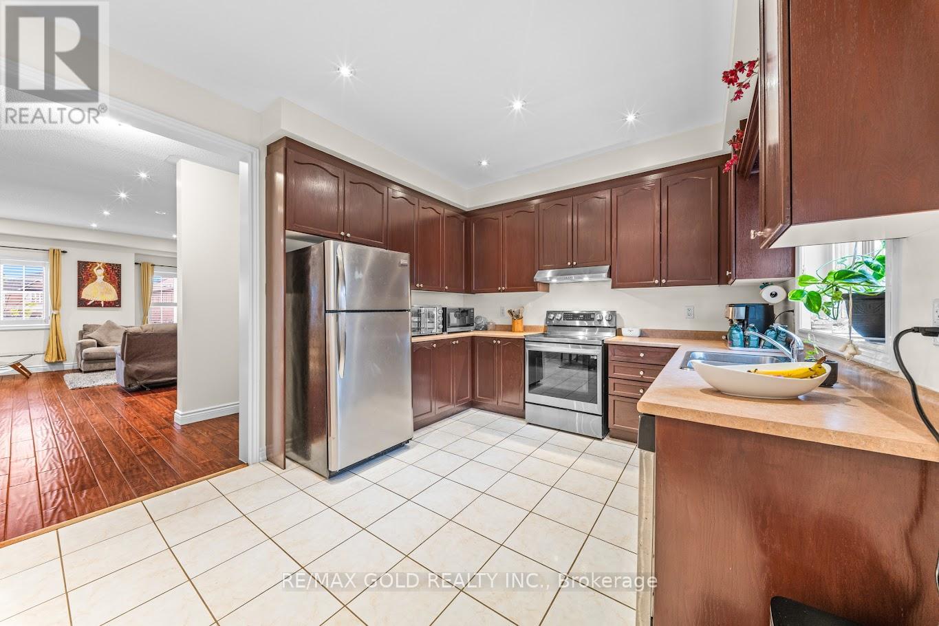 52 Arizona Drive, Brampton, Ontario  L6Y 0R6 - Photo 18 - W13104470