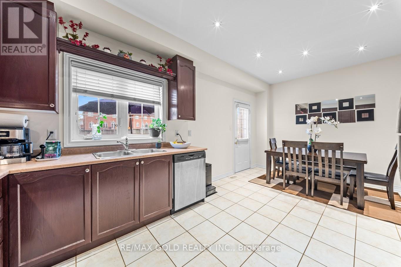 52 Arizona Drive, Brampton, Ontario  L6Y 0R6 - Photo 22 - W13104470