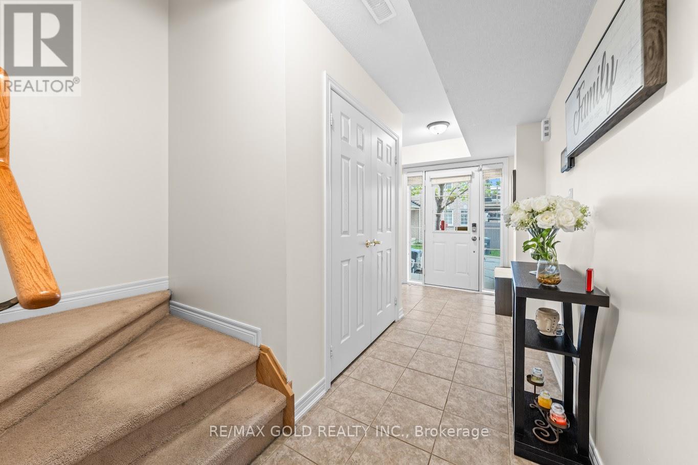 52 Arizona Drive, Brampton, Ontario  L6Y 0R6 - Photo 7 - W13104470