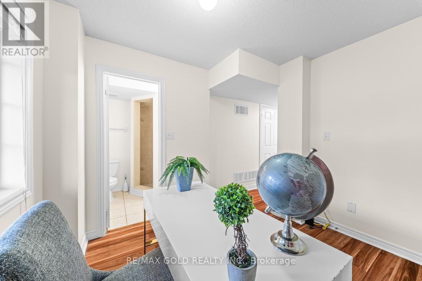 52 Arizona Drive, Brampton, Ontario  L6Y 0R6 - Photo 9 - W13104470