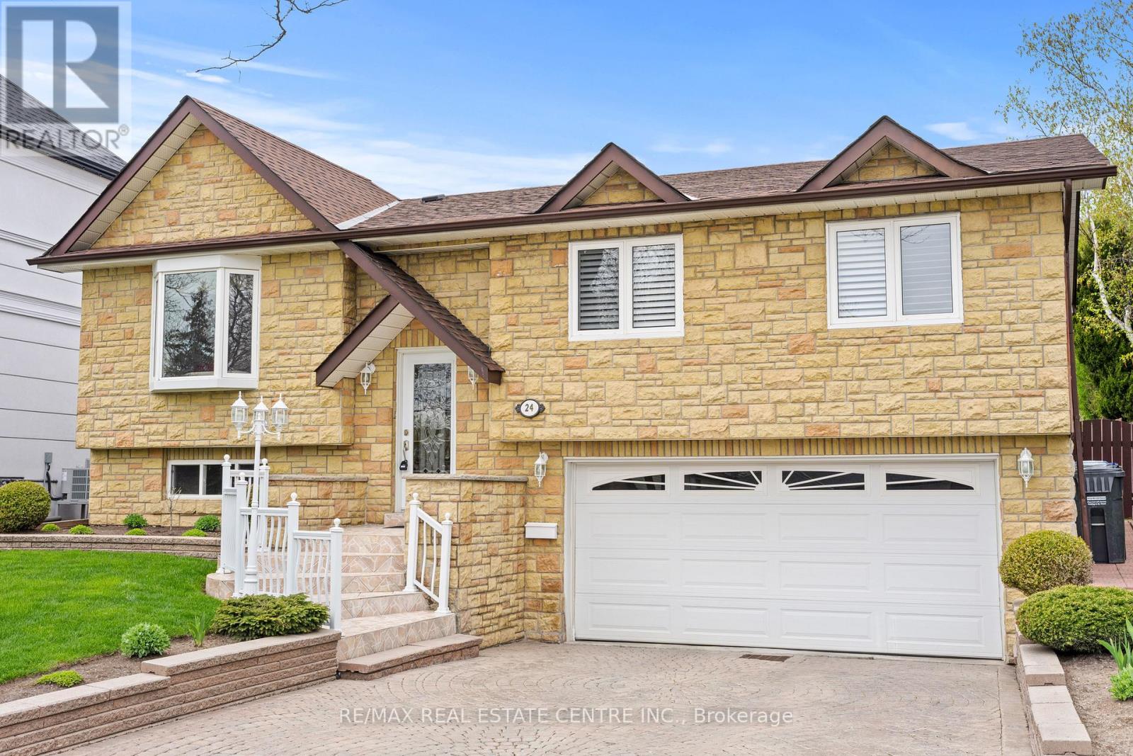 24 LINKDALE ROAD, Brampton, Ontario