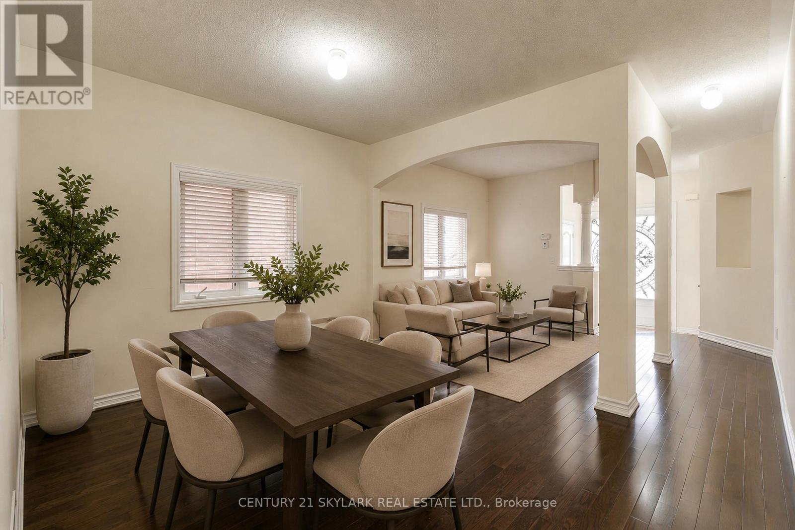 4 Mistletoe Place, Brampton, Ontario  L6Y 5V1 - Photo 7 - W13104510
