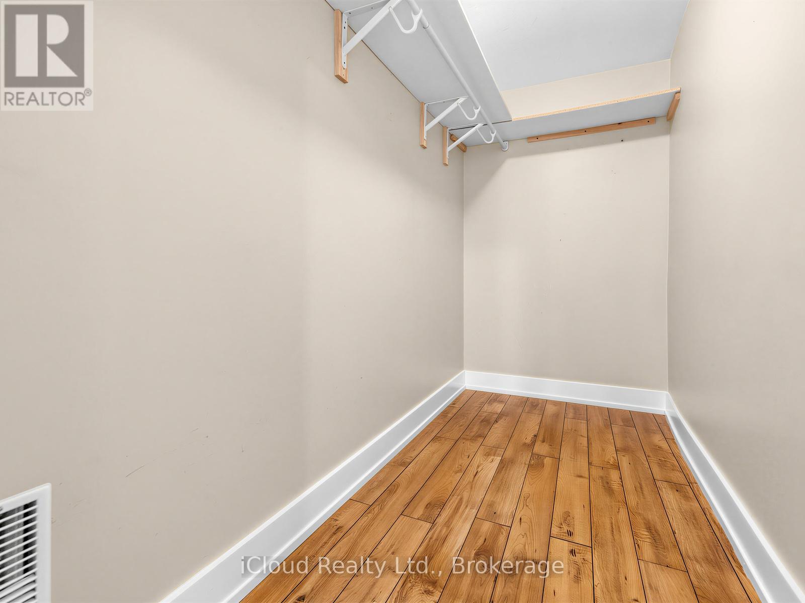 2 - 1226 Lansdowne Avenue, Toronto, Ontario  M6H 3Z8 - Photo 16 - W13104604