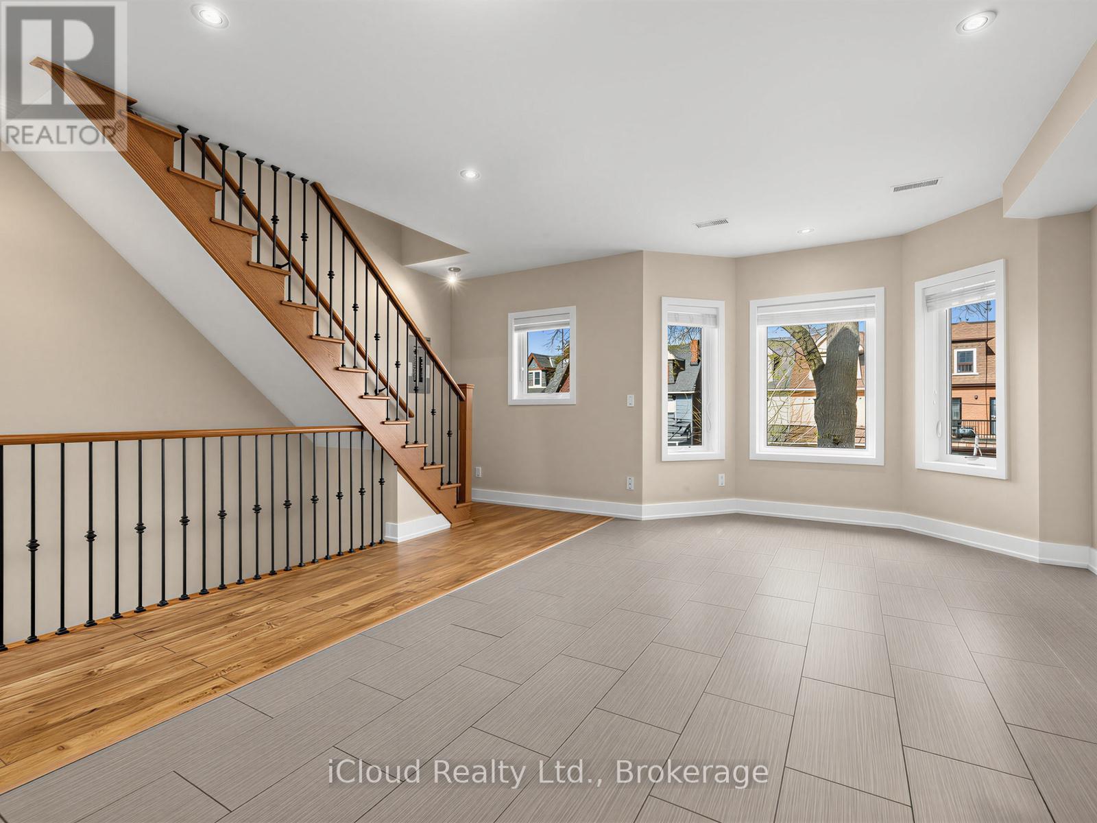 2 - 1226 Lansdowne Avenue, Toronto, Ontario  M6H 3Z8 - Photo 3 - W13104604