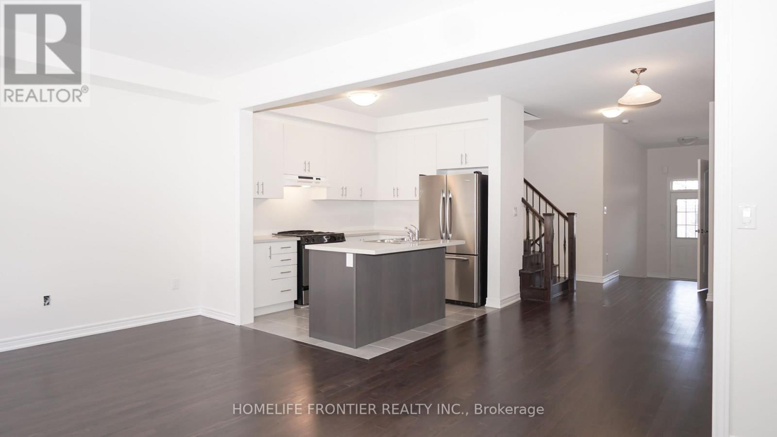 200 Roy Harper Avenue, Aurora, Ontario  L4G 7C4 - Photo 8 - N13101770