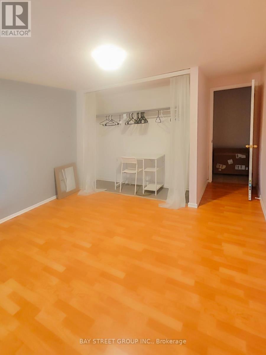 Upper Floor - 38 Noecker Street, Waterloo, Ontario  N2J 2R4 - Photo 13 - X13104518