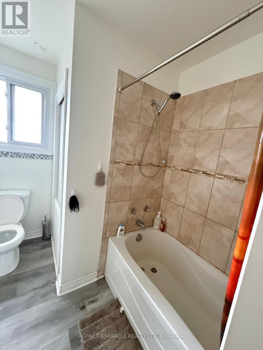 20 Weston Road, St. Catharines, Ontario  L2S 1Z9 - Photo 14 - X13104612