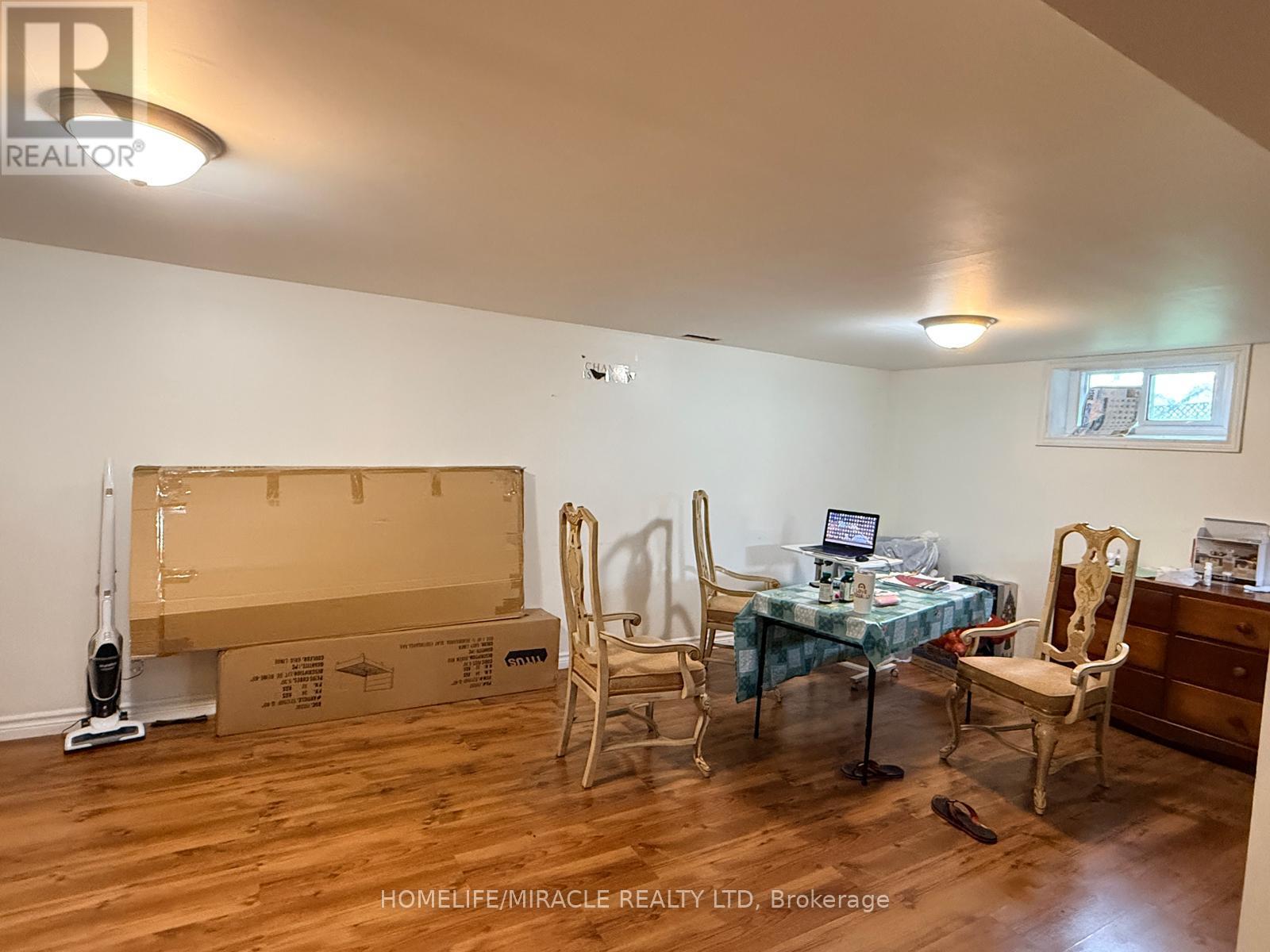 20 Weston Road, St. Catharines, Ontario  L2S 1Z9 - Photo 5 - X13104612