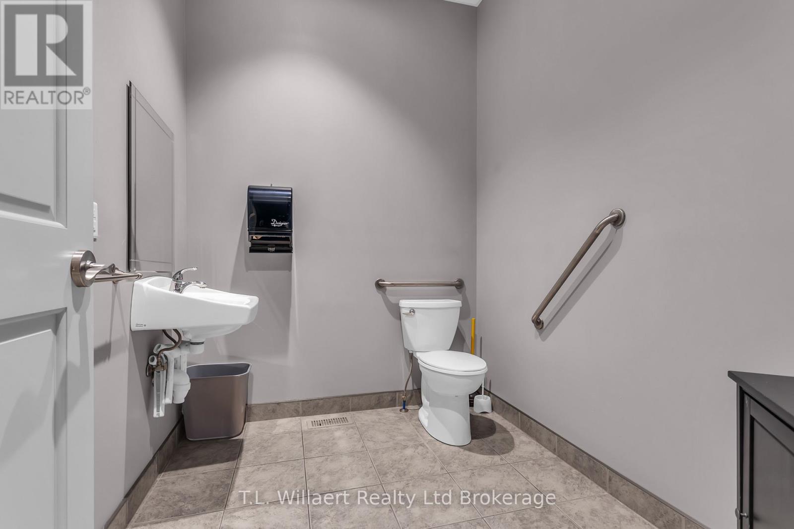 107 Broadway Street, Tillsonburg, Ontario  N4G 3P5 - Photo 12 - X13104764