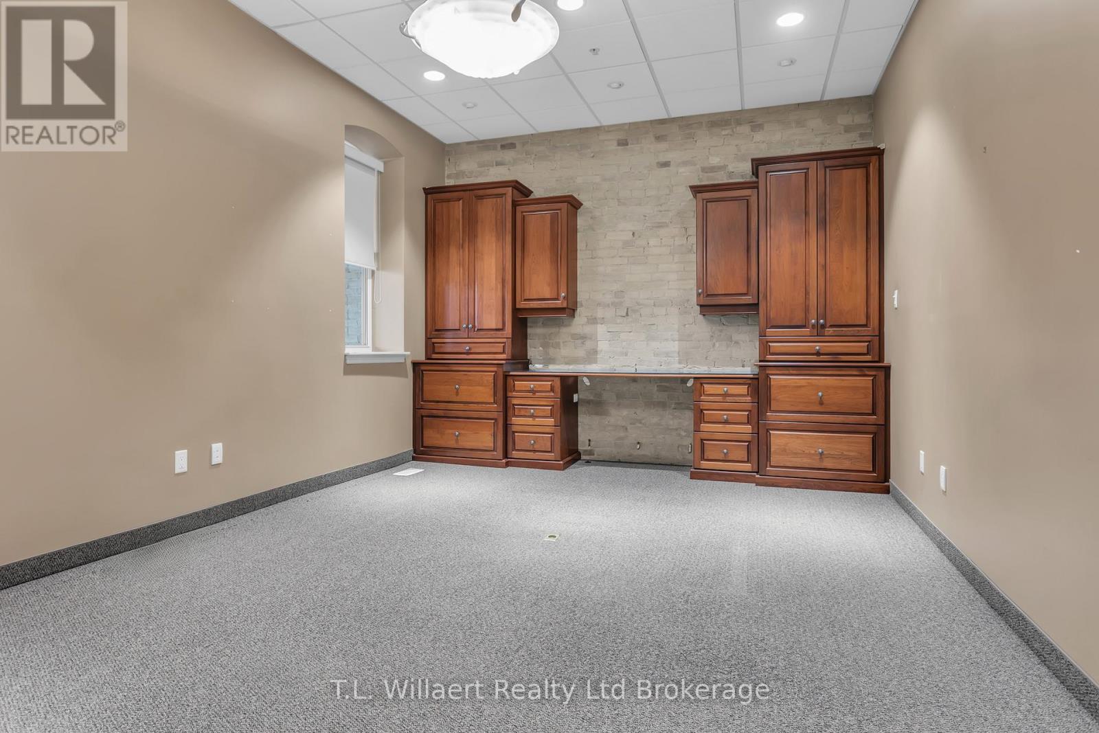 107 Broadway Street, Tillsonburg, Ontario  N4G 3P5 - Photo 3 - X13104764