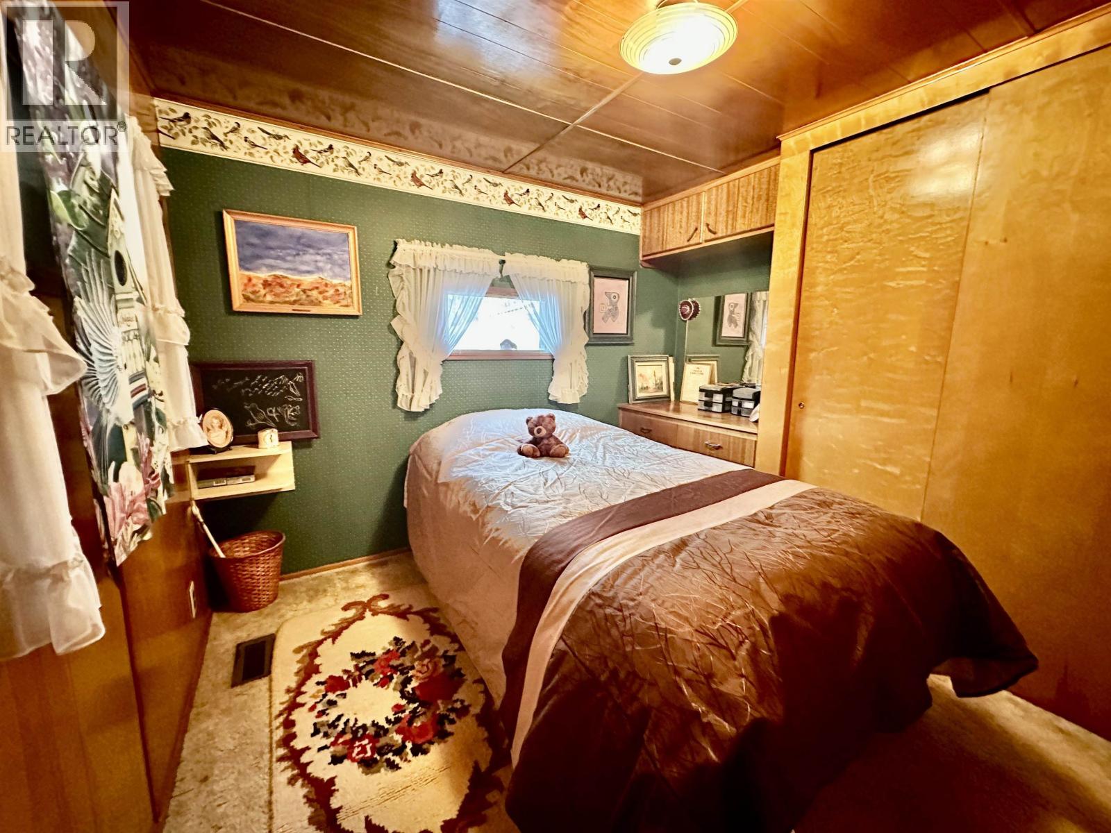 6808 Stokes Road, 100 Mile House, British Columbia  V0K 2E2 - Photo 16 - R3121458