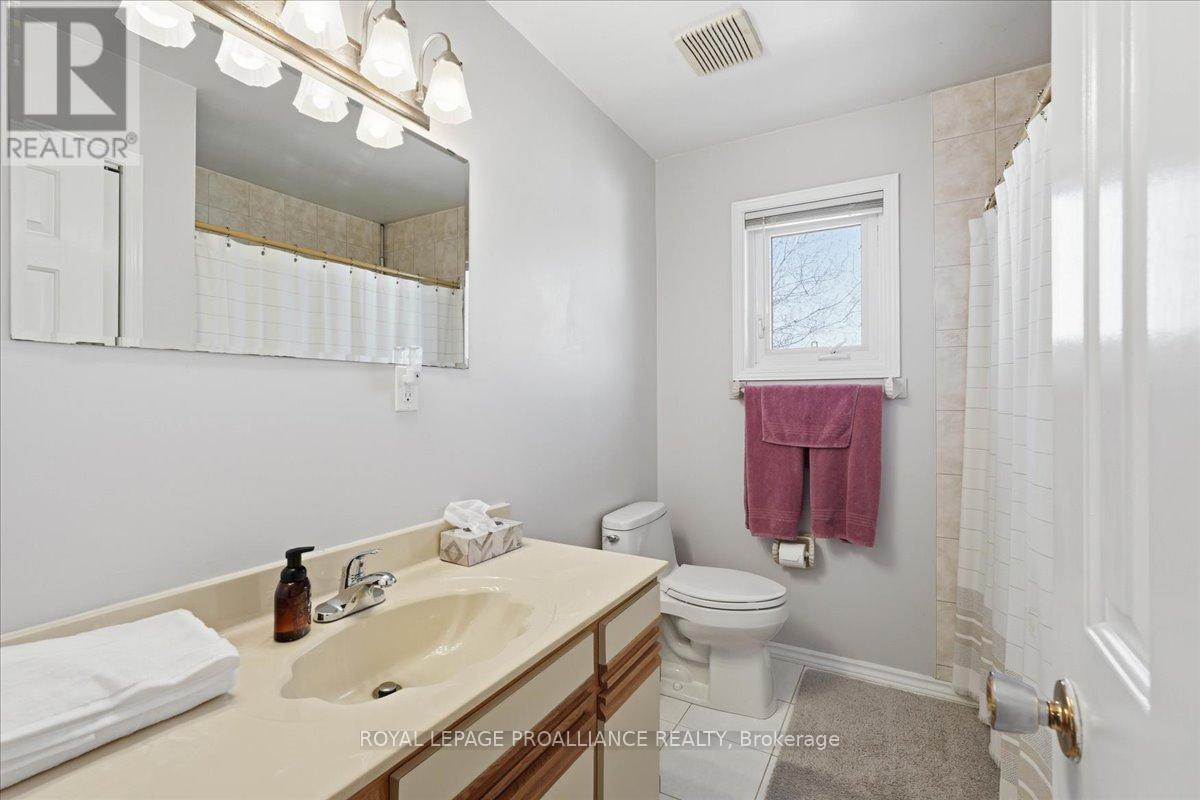 276 College Street W, Belleville, Ontario  K8P 4X6 - Photo 29 - X12937220