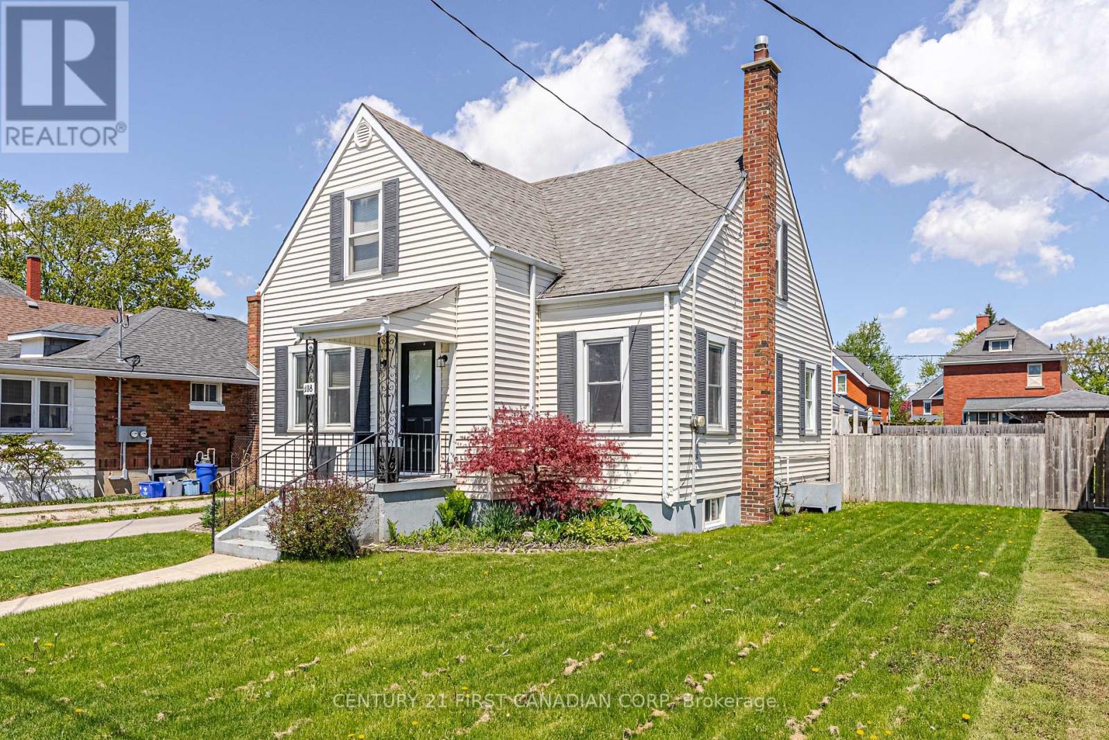 108 Myrtle Street, St. Thomas, Ontario  N5R 2G3 - Photo 2 - X13019508